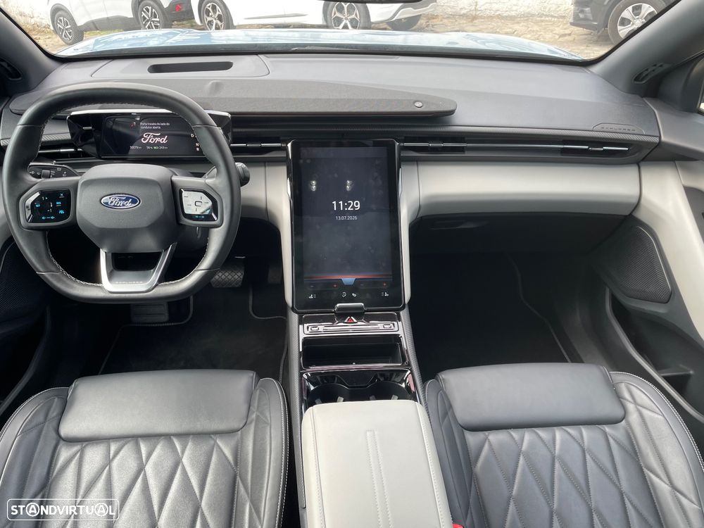 Ford Explorer 77 kWh Premium - 24