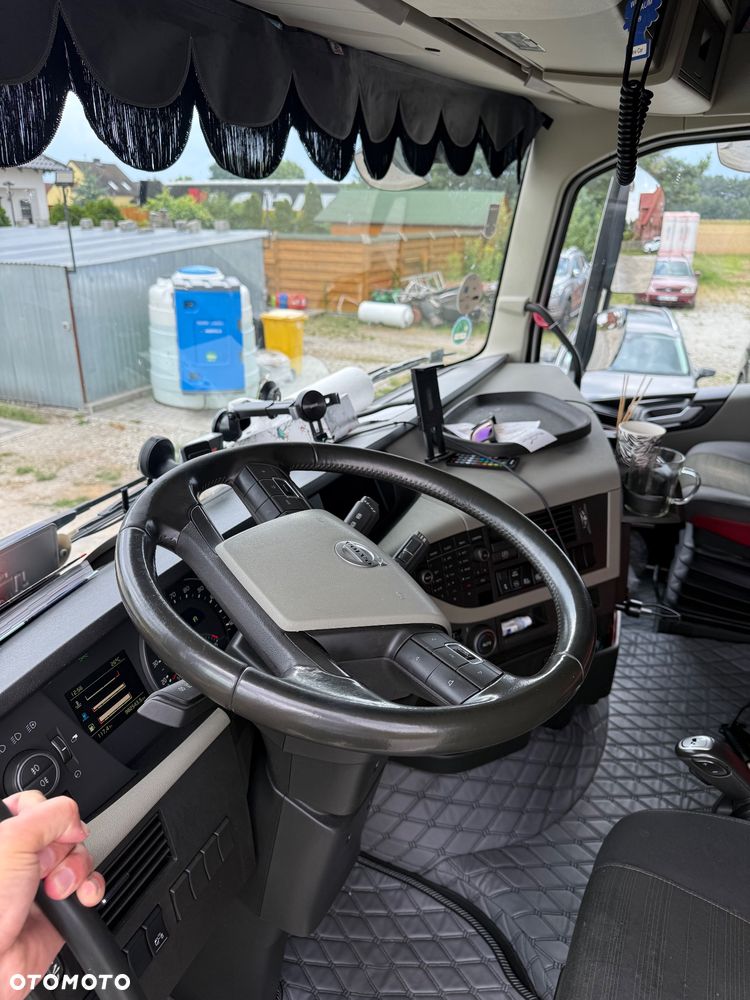 Volvo FH 500 / STANDARD / TV / XL / jak NOWY / Salon PL / XENON / LED - 8