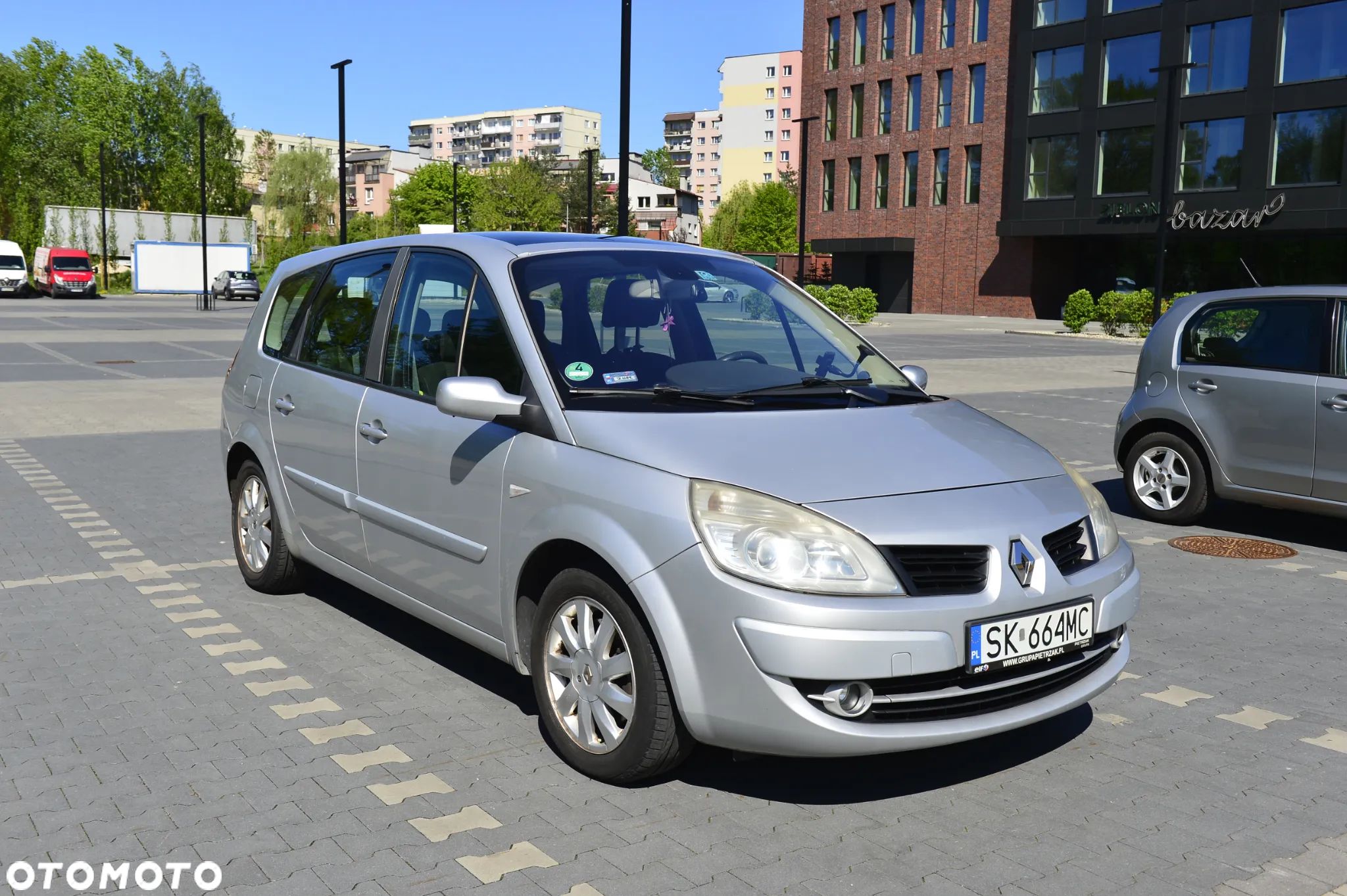 Renault Scenic 2.0 16V Confort Dynamique - 1