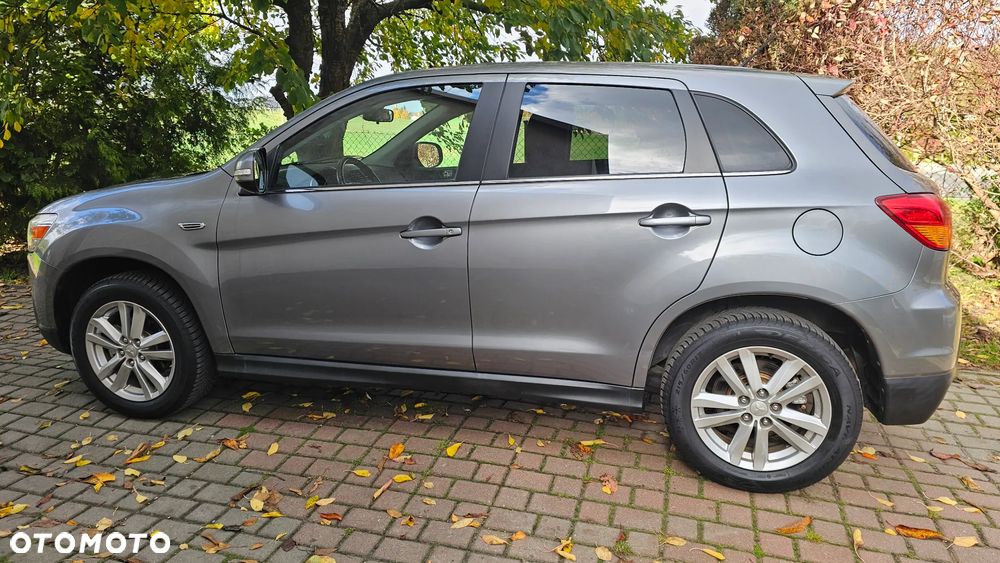 Mitsubishi ASX - 8