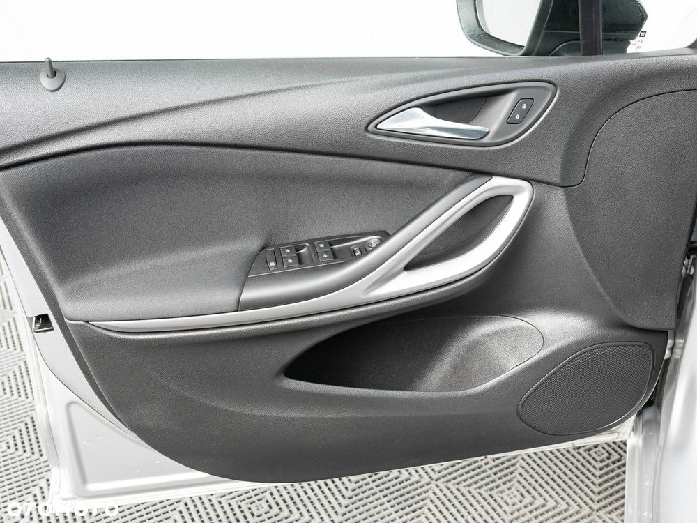 Opel Astra - 10