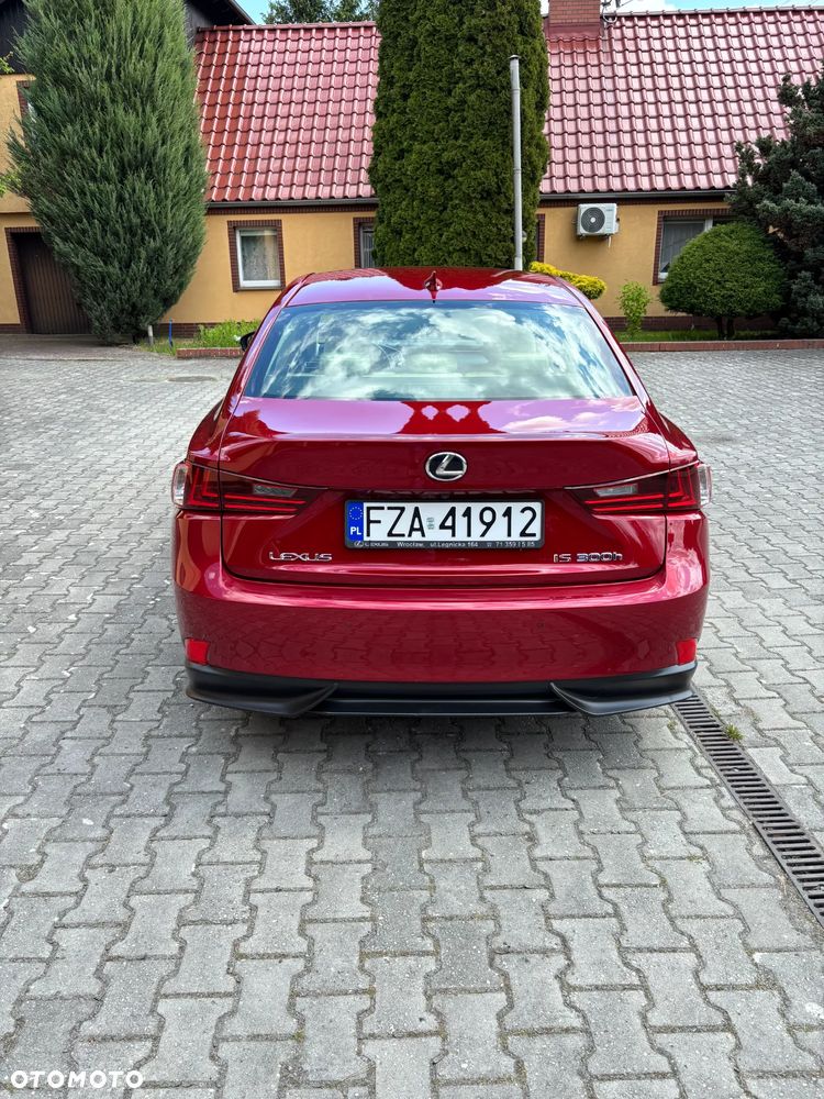 Lexus IS - 5
