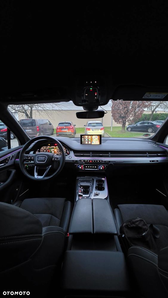 Audi Q7 - 18