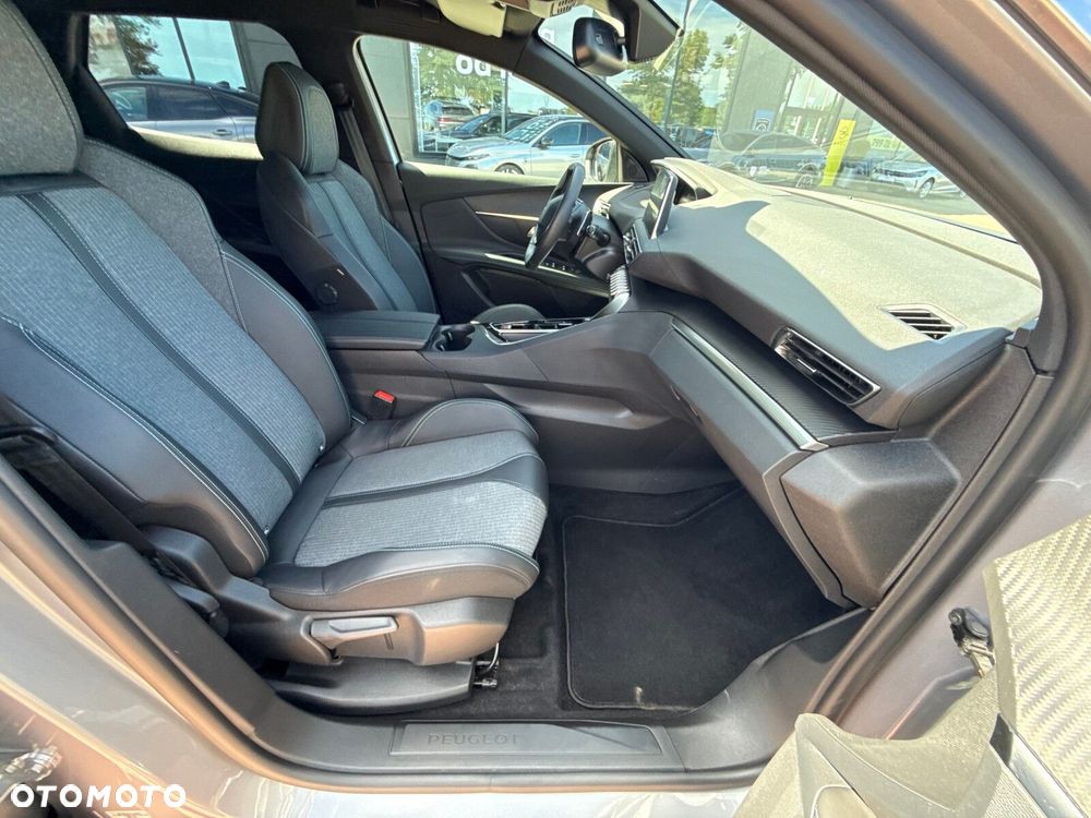 Peugeot 3008 1.2 PureTech Allure Pack S&S EAT8 - 15