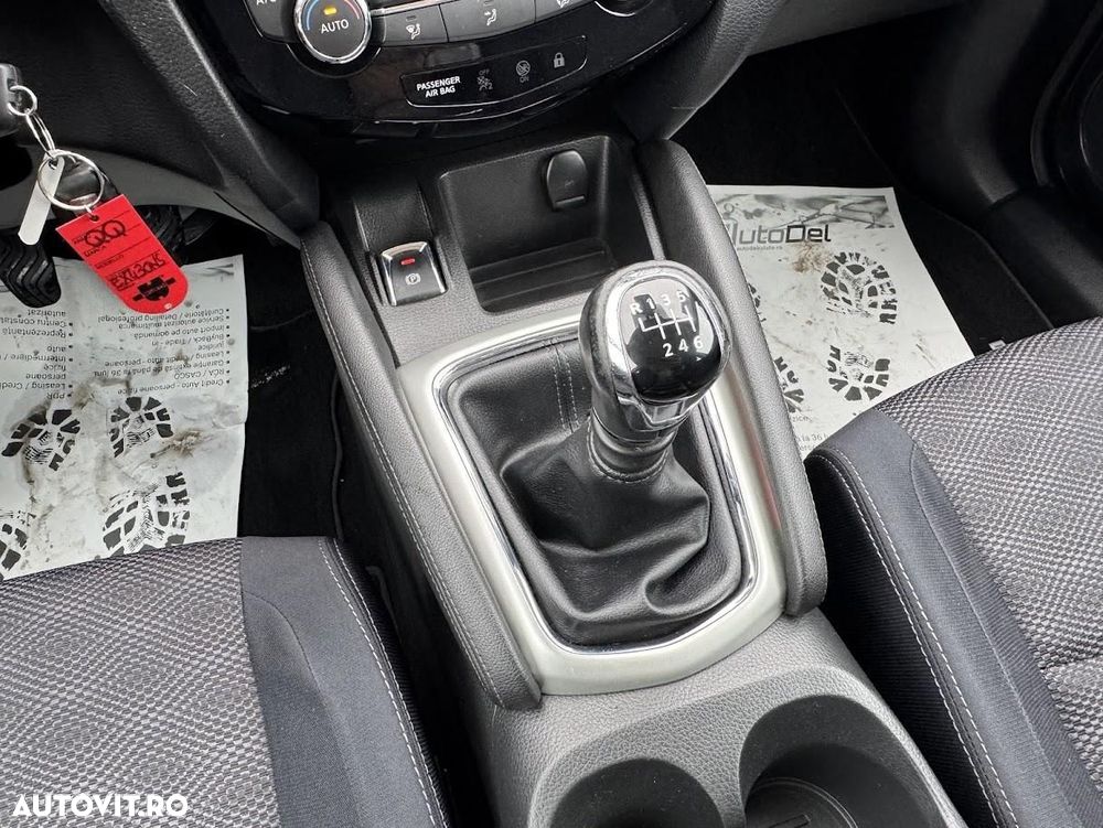 Nissan Qashqai - 16