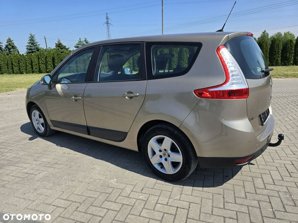 Renault Grand Scenic - 14