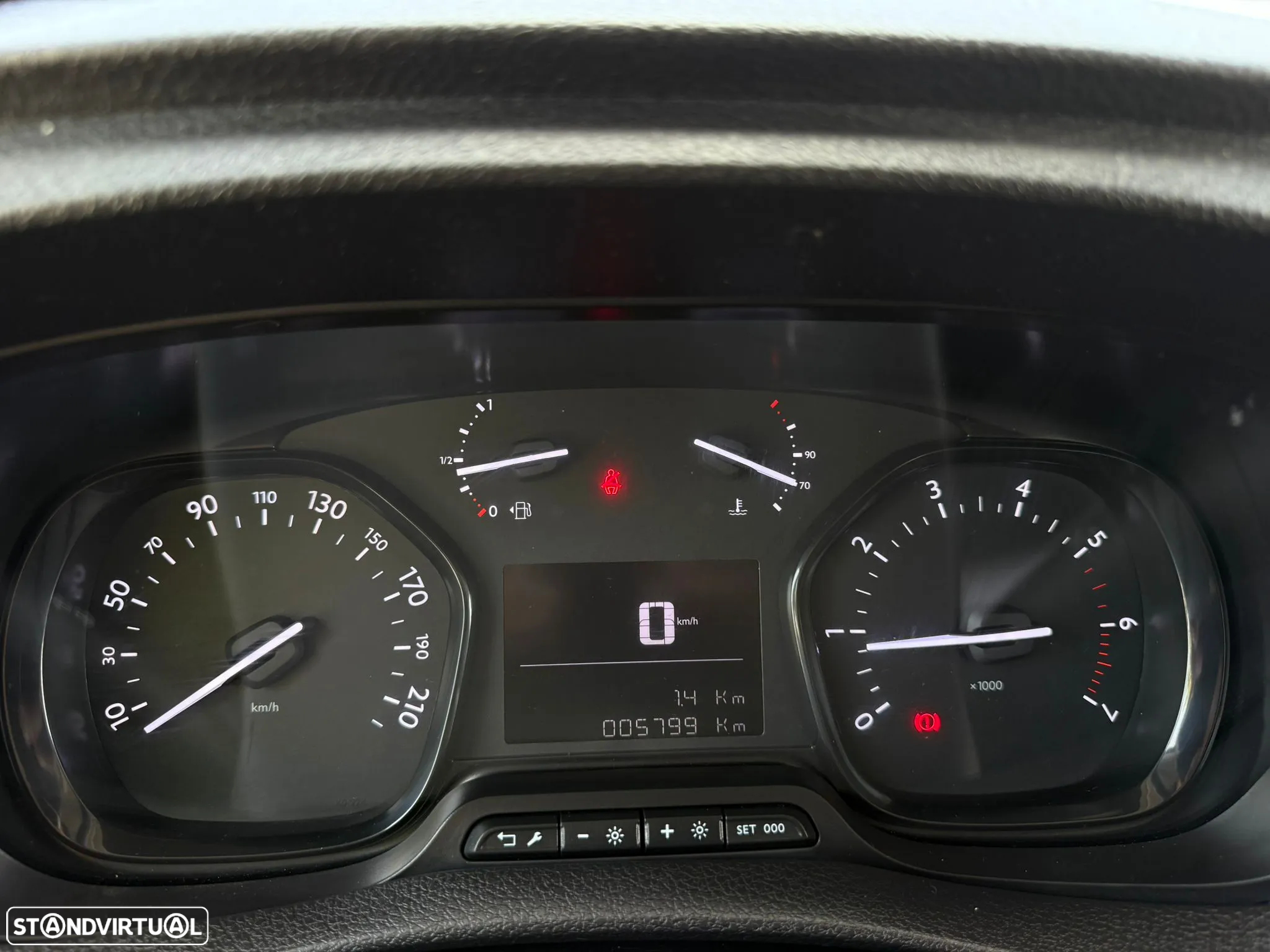 Opel Vivaro 1.5 CDTi 3Lug Iva Dedutível - 20