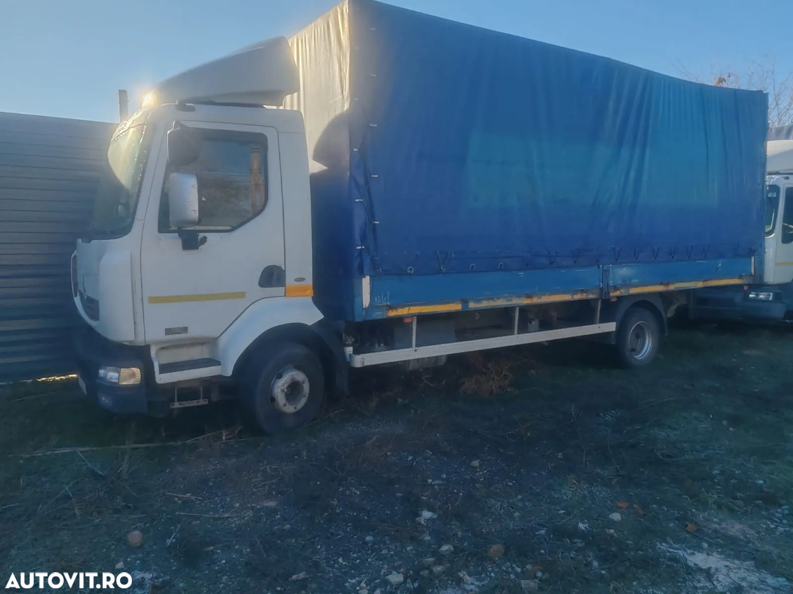 Renault MIDLUM 240DXI VI - 3