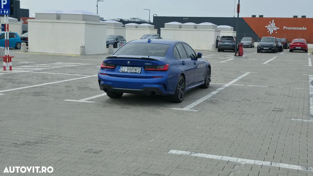 BMW Seria 3 330i xDrive Aut. M Sport - 26