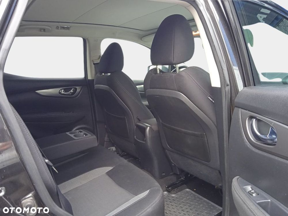 Nissan Qashqai 1.6 DIG-T N-Connecta - 33