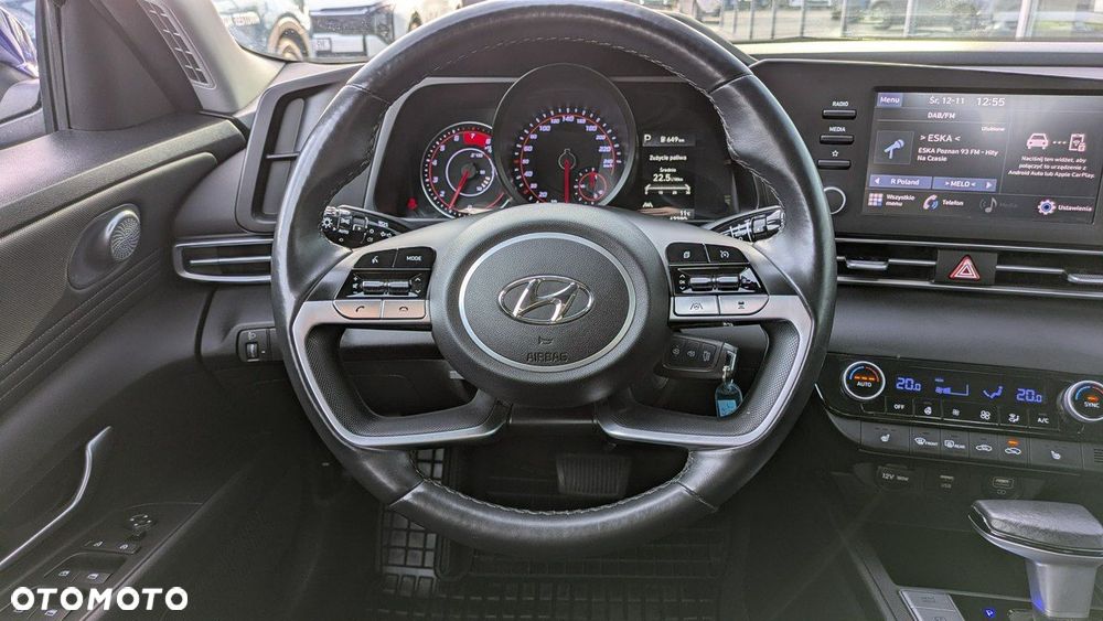 Hyundai Elantra - 23