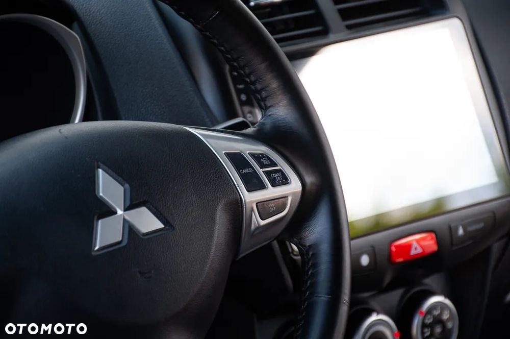 Mitsubishi ASX 1.6 Invite Navi - 36