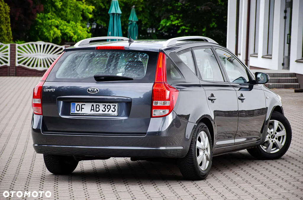 Kia Ceed 1.4 CVVT Attract - 27