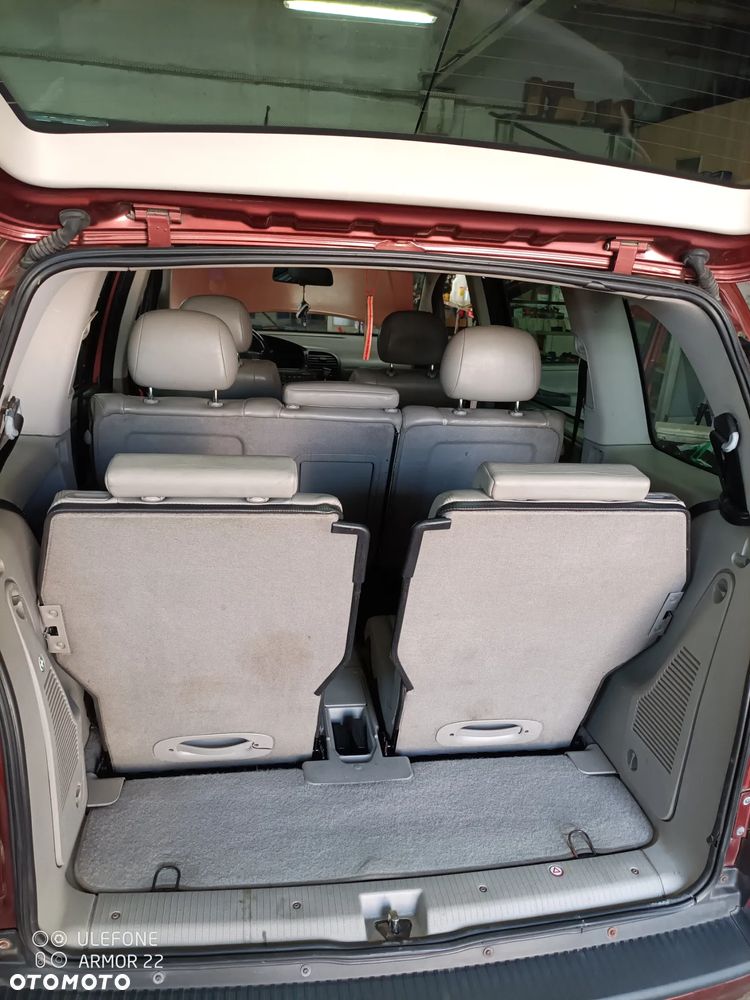 Opel Zafira 2.2 Executive - 15