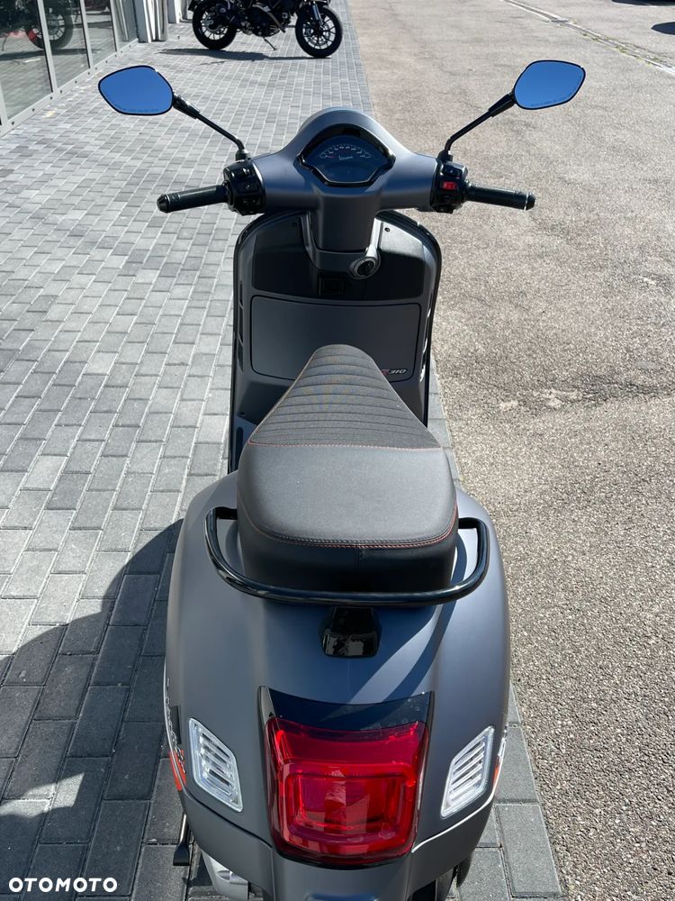 Vespa GTS - 15