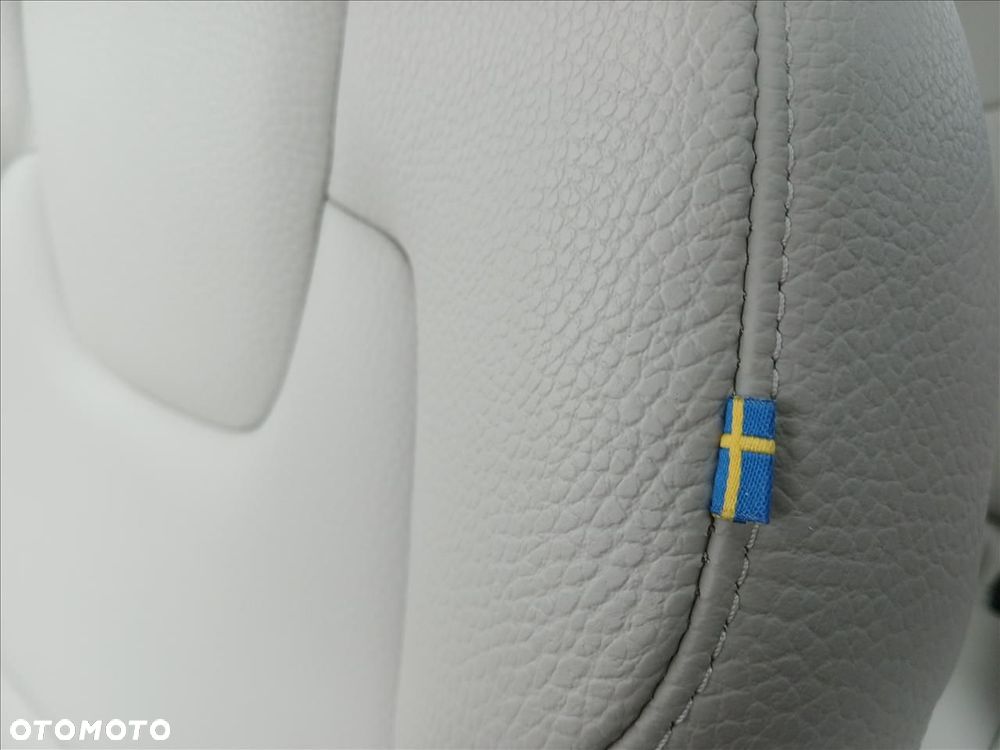 Volvo XC 60 - 29