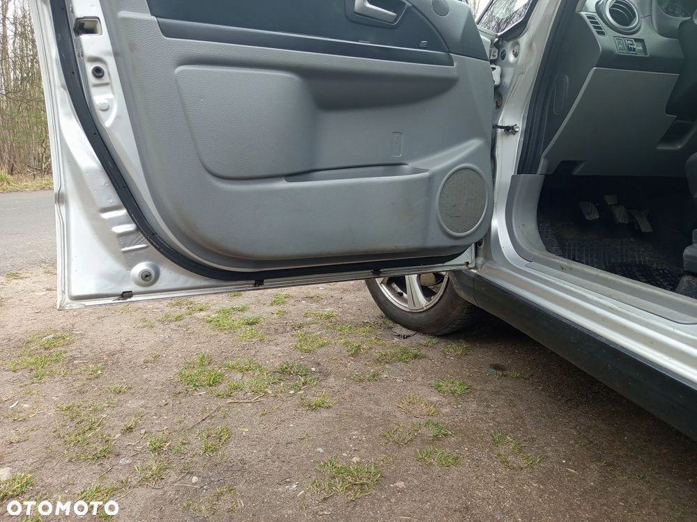 Suzuki SX4 1.6 GS / Premium 4WD - 27