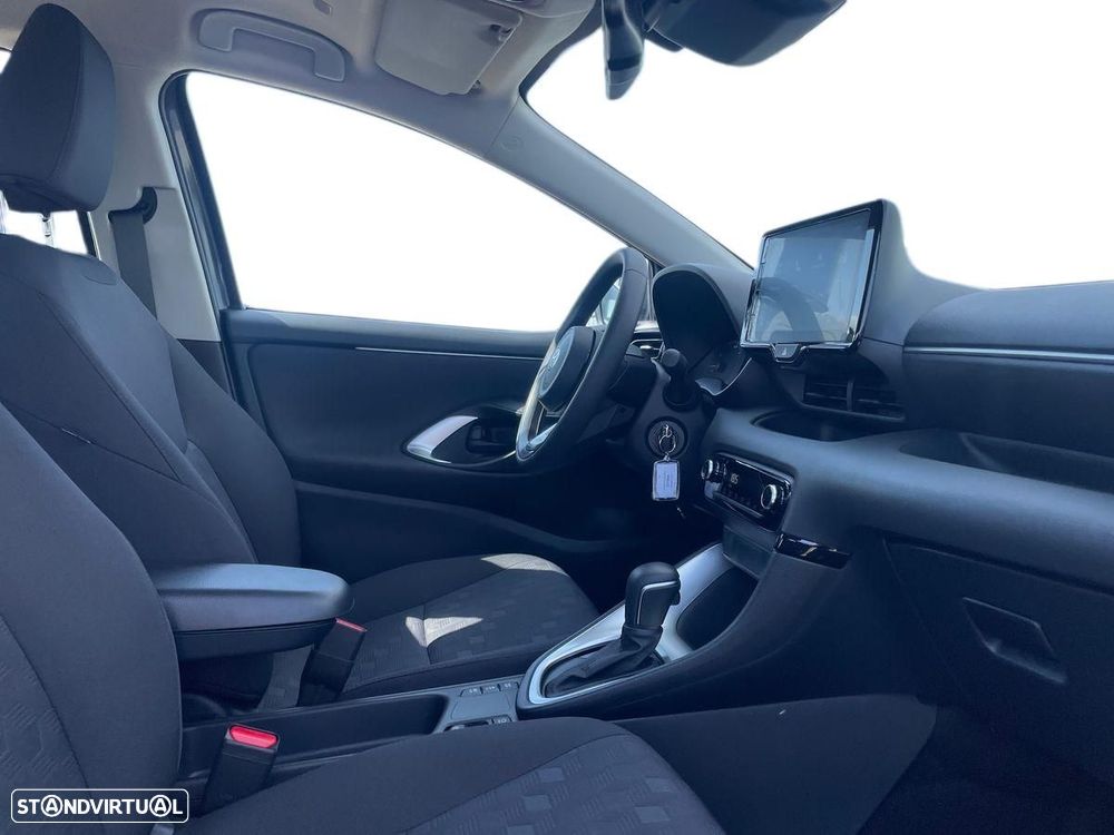 Toyota Yaris - 13