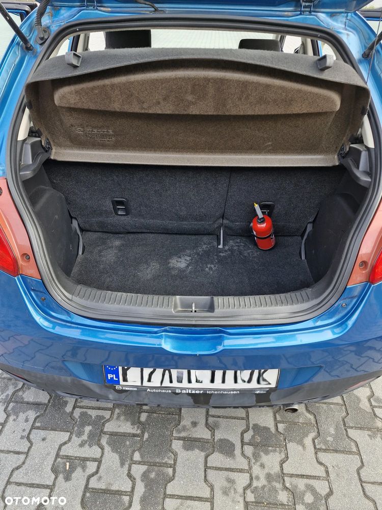 Mazda 2 - 22