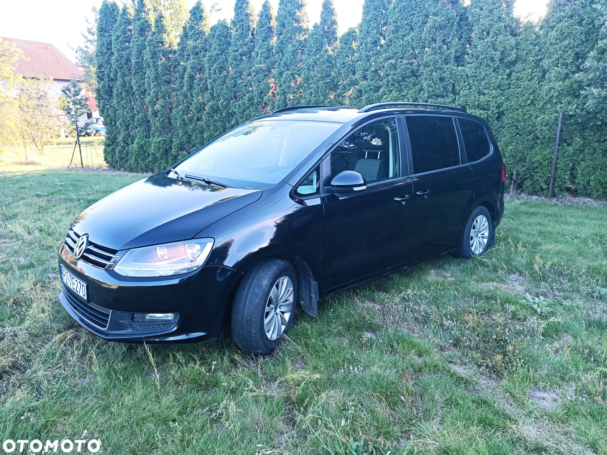 Volkswagen Sharan 2.0 TDI Comfortline DSG - 21