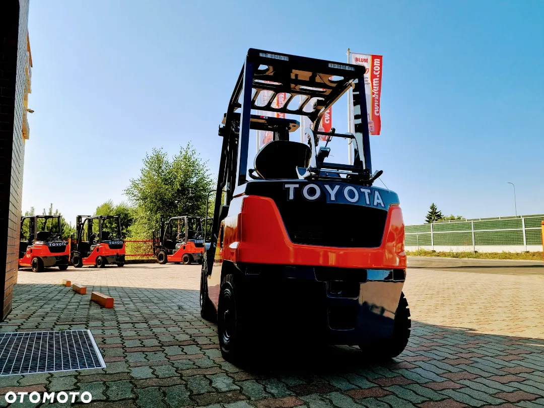 Toyota 02-8FGF25 - 5