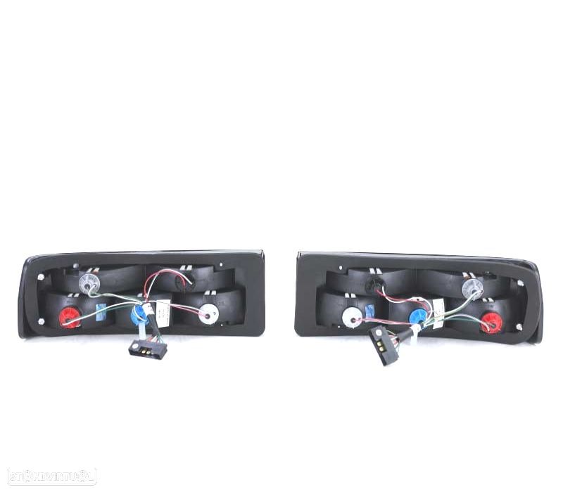 FAROLINS TRASEIROS E30 COUPE CABRIO BERLINA 82-90 FASE 1 ESCURECIDO - 3