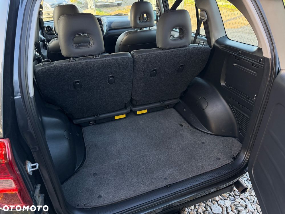 Toyota RAV4 D-4D 4x4 Sol - 8