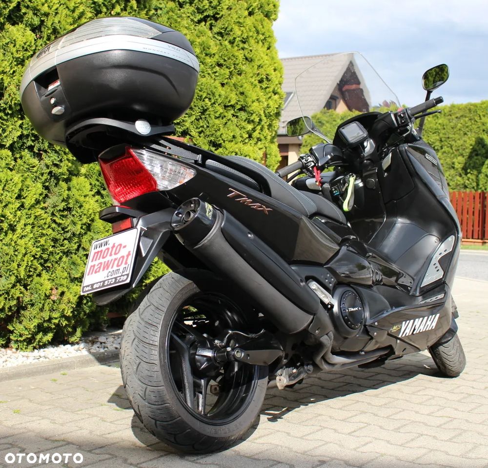 Yamaha Tmax - 12