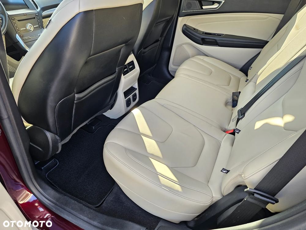 Ford Edge - 16