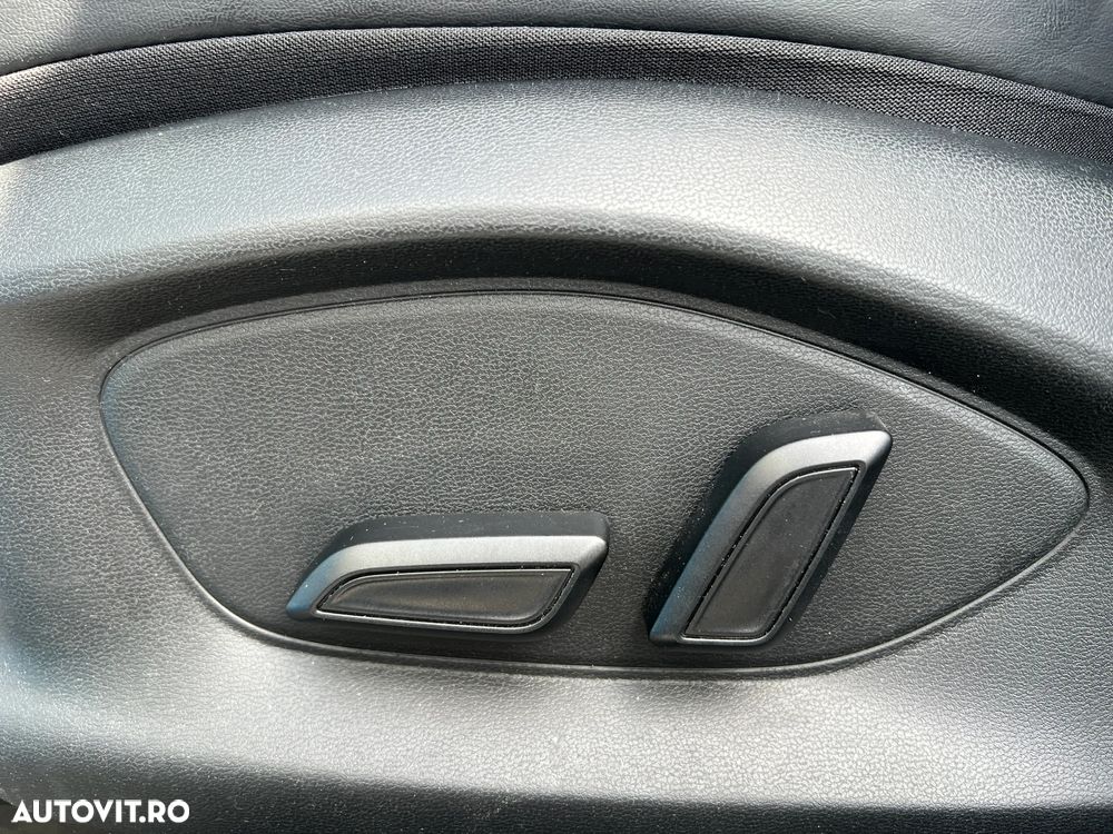 MG ZS HEV 1.5 GSI AT Exclusive - 23