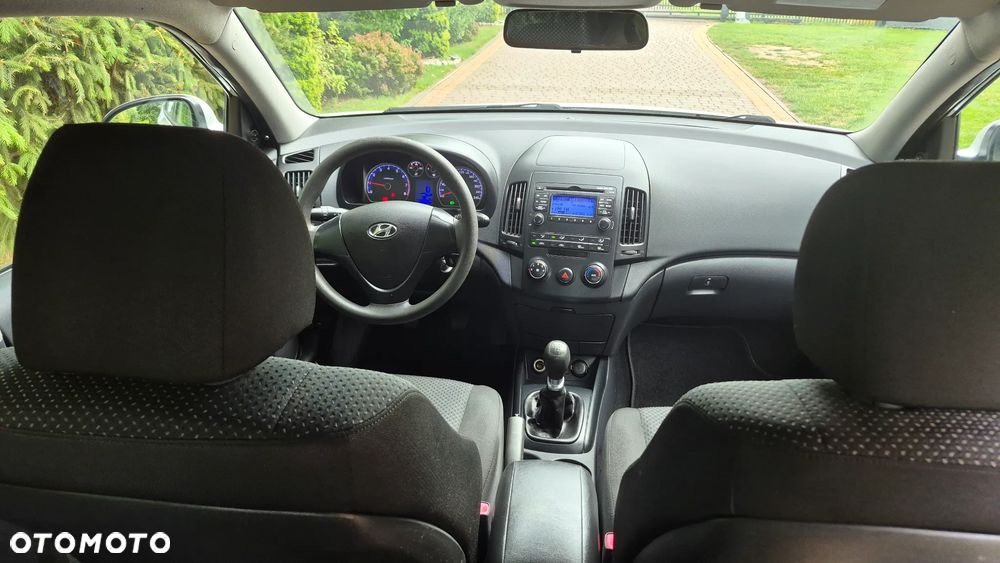 Hyundai i30 1.4 Base + EU5 - 14