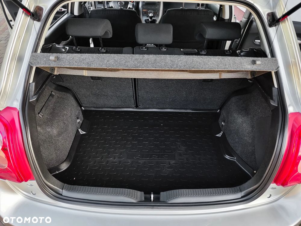 Toyota Auris 1.6 VVT-i Sol - 22