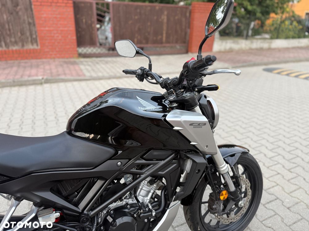 Honda CB - 11