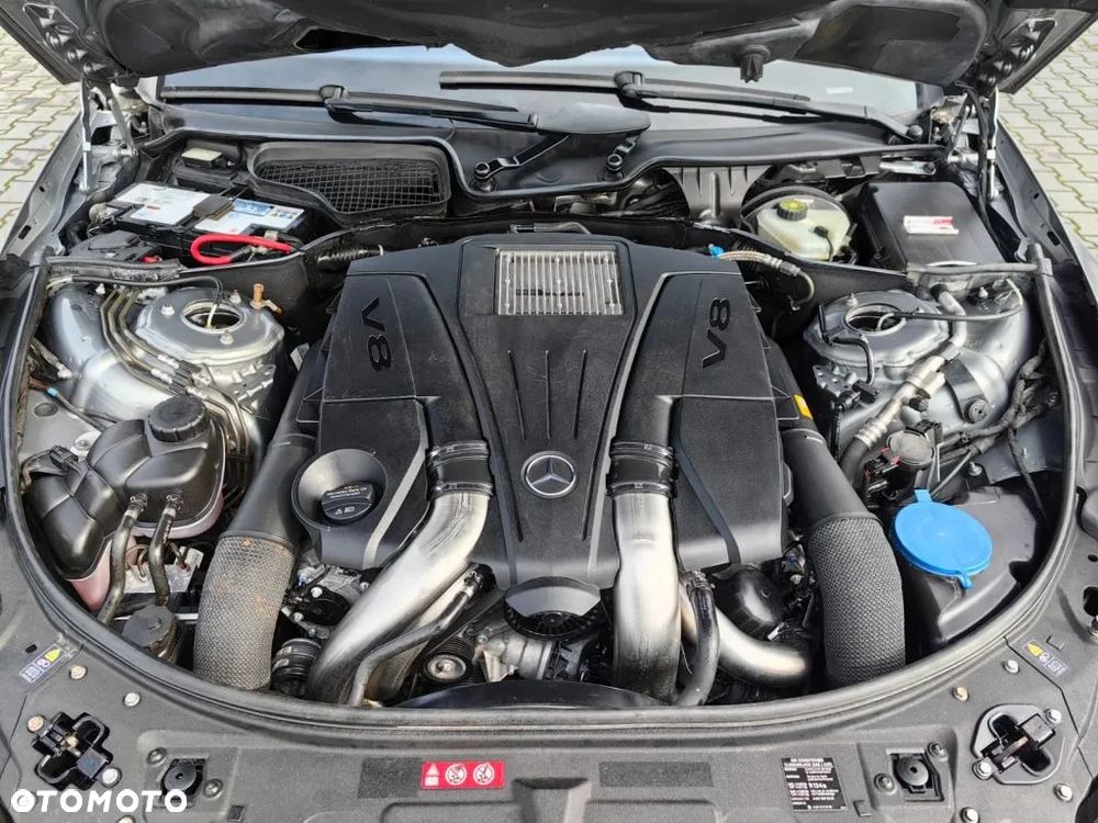 Mercedes-Benz CL 500 4-Matic BlueEff - 10