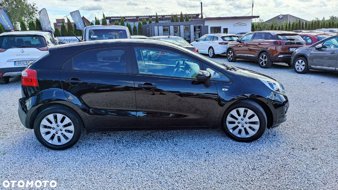 Kia Rio - 18