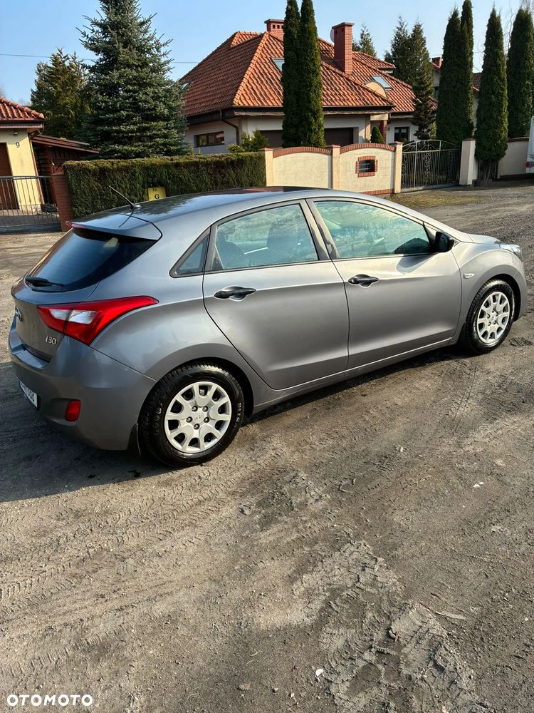 Hyundai i30 1.4 Trend - 3