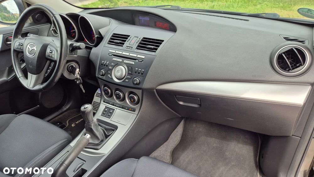 Mazda 3 1.6 Sport Active - 22