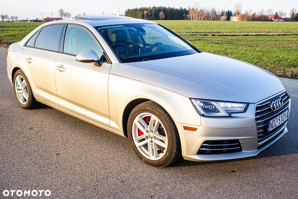 Audi A4 Limousine - 12