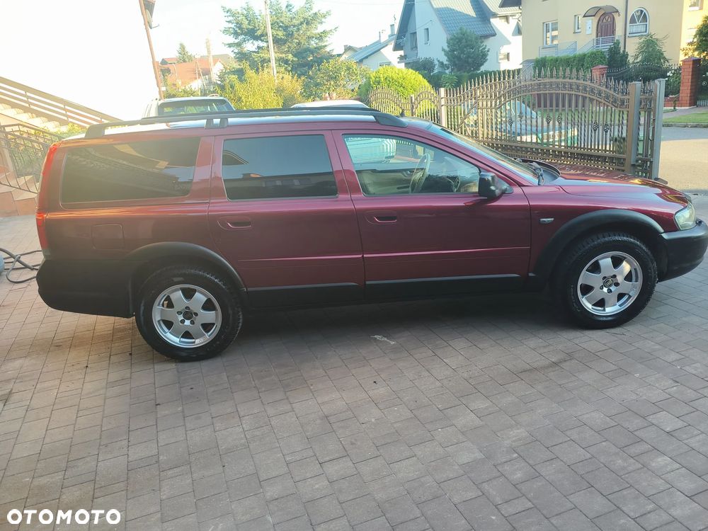 Volvo XC 70 2.5T AWD Ocean Race - 37