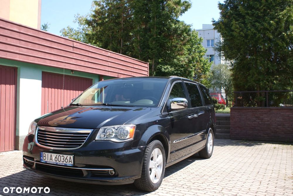 Chrysler Town & Country 3.6 Touring - 4