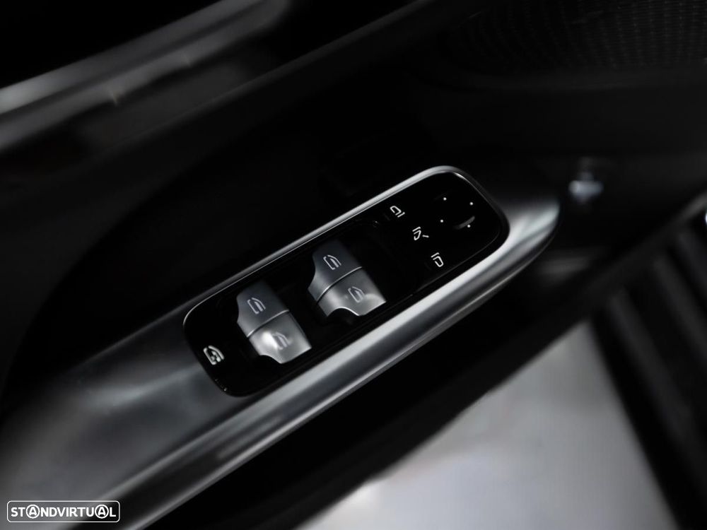 Mercedes-Benz C 300 d AMG Line - 14