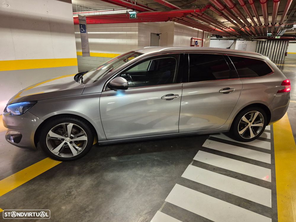 Peugeot 308 SW e-HDi 115 Stop & Start Allure - 2