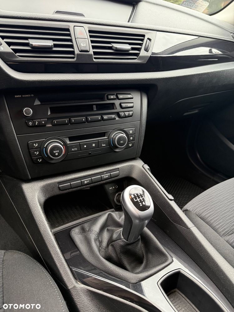 BMW X1 sDrive18d - 15