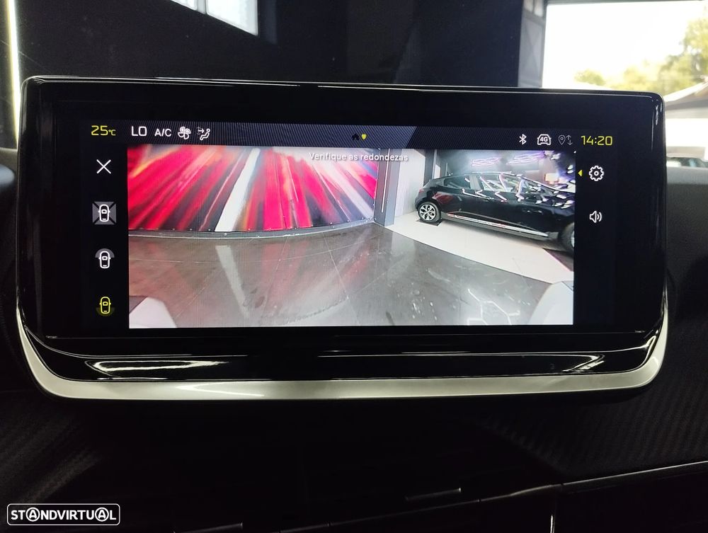 Peugeot 2008 1.2 Hybrid Allure e-DCS6 - 29