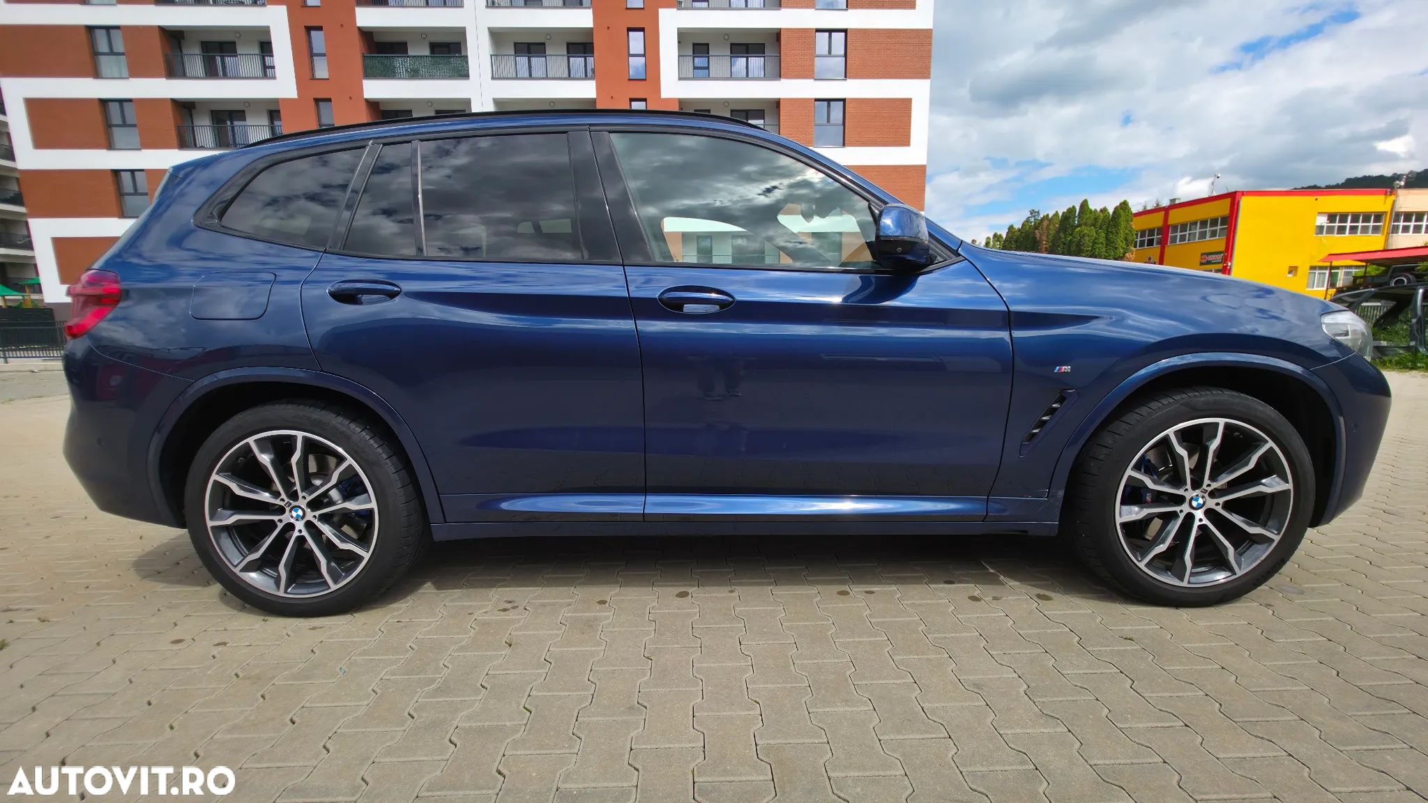 BMW X3 xDrive30i AT - 1