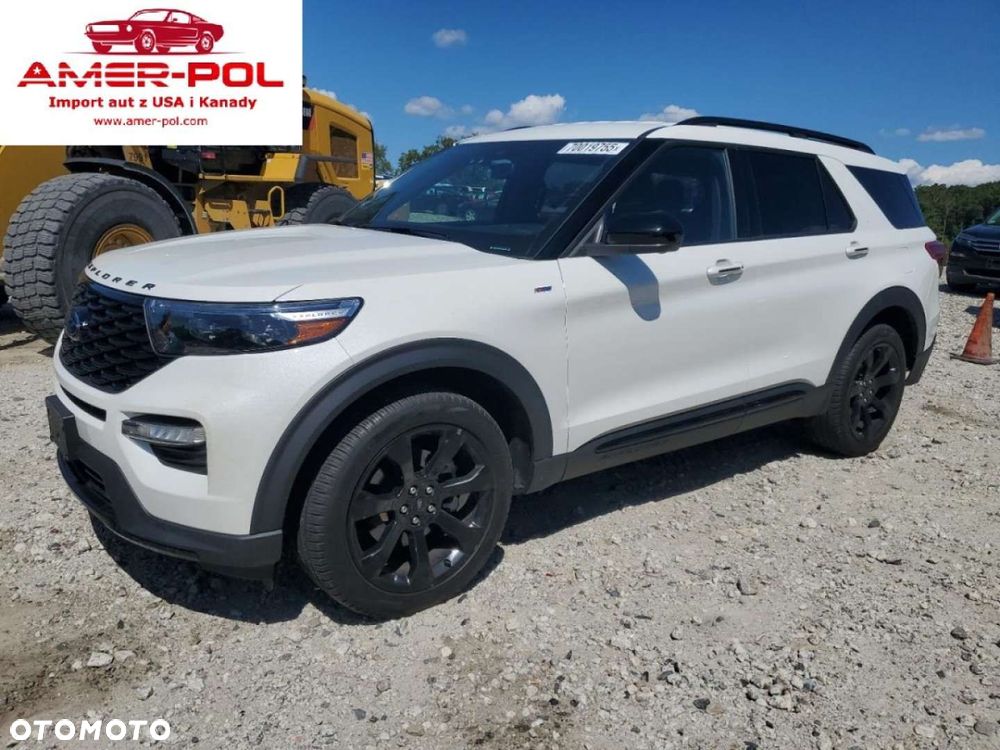 Ford Explorer - 1