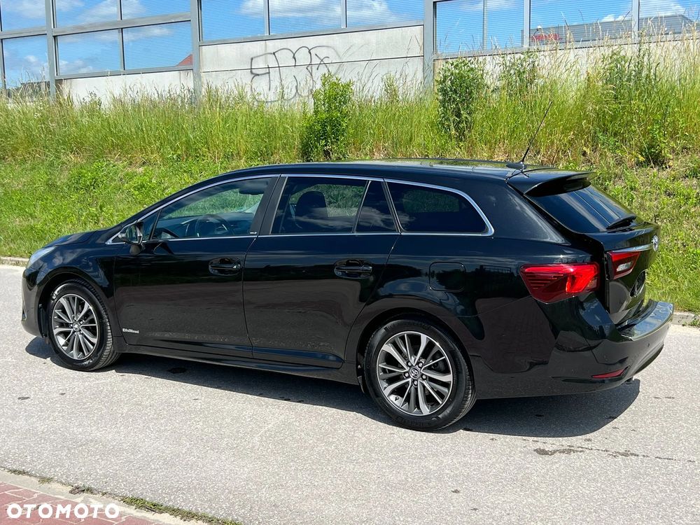 Toyota Avensis Touring Sports 1.8 Edition-S - 4