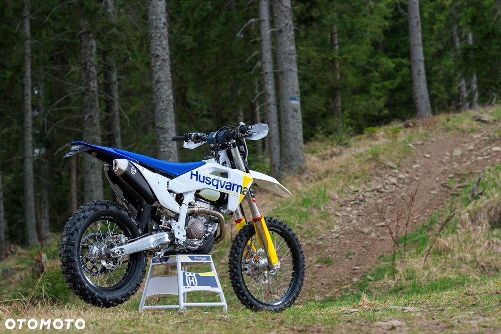 Husqvarna FE - 9