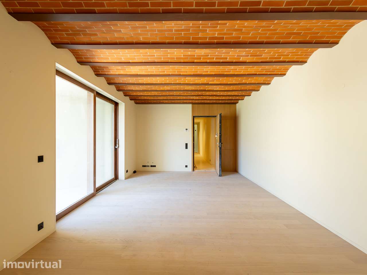 New T4 Duplex two blocks from the ocean in Matosinhos Sul - Grande imagem: 4/30