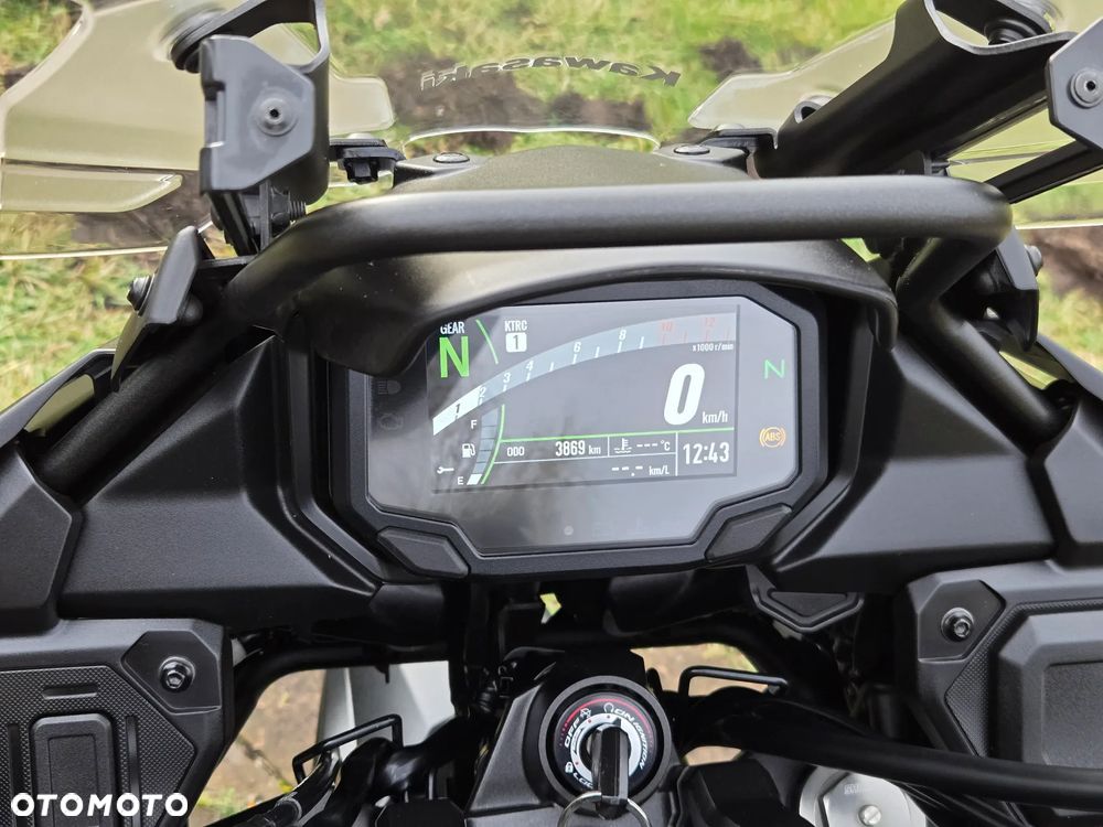 Kawasaki Versys 650 - 13